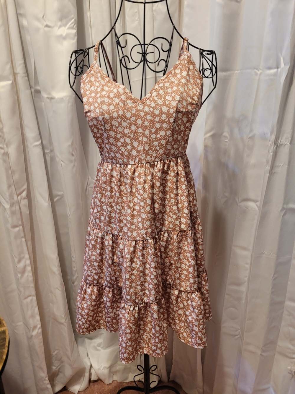 SHEIN Dusty Rose Floral Tiered Spaghetti-Strap Mini Dress